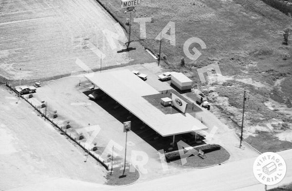 A&W Restaurant - Ithaca - 1110 E Washington Rd 1 (newer photo)